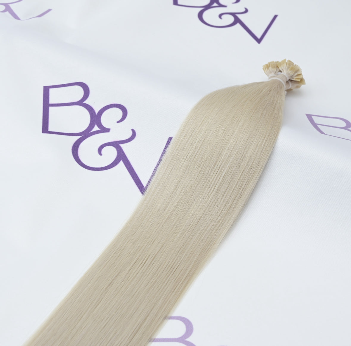 Bloom & Vine – KTip – 18” – Ivory Dahlia (60A)